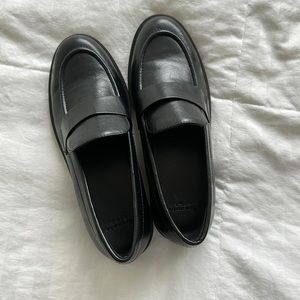 Abercrombie & Fitch Black Loafers - Size 8.5
